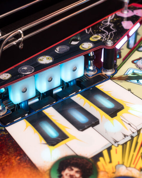 Queen Pinball Champions Edition