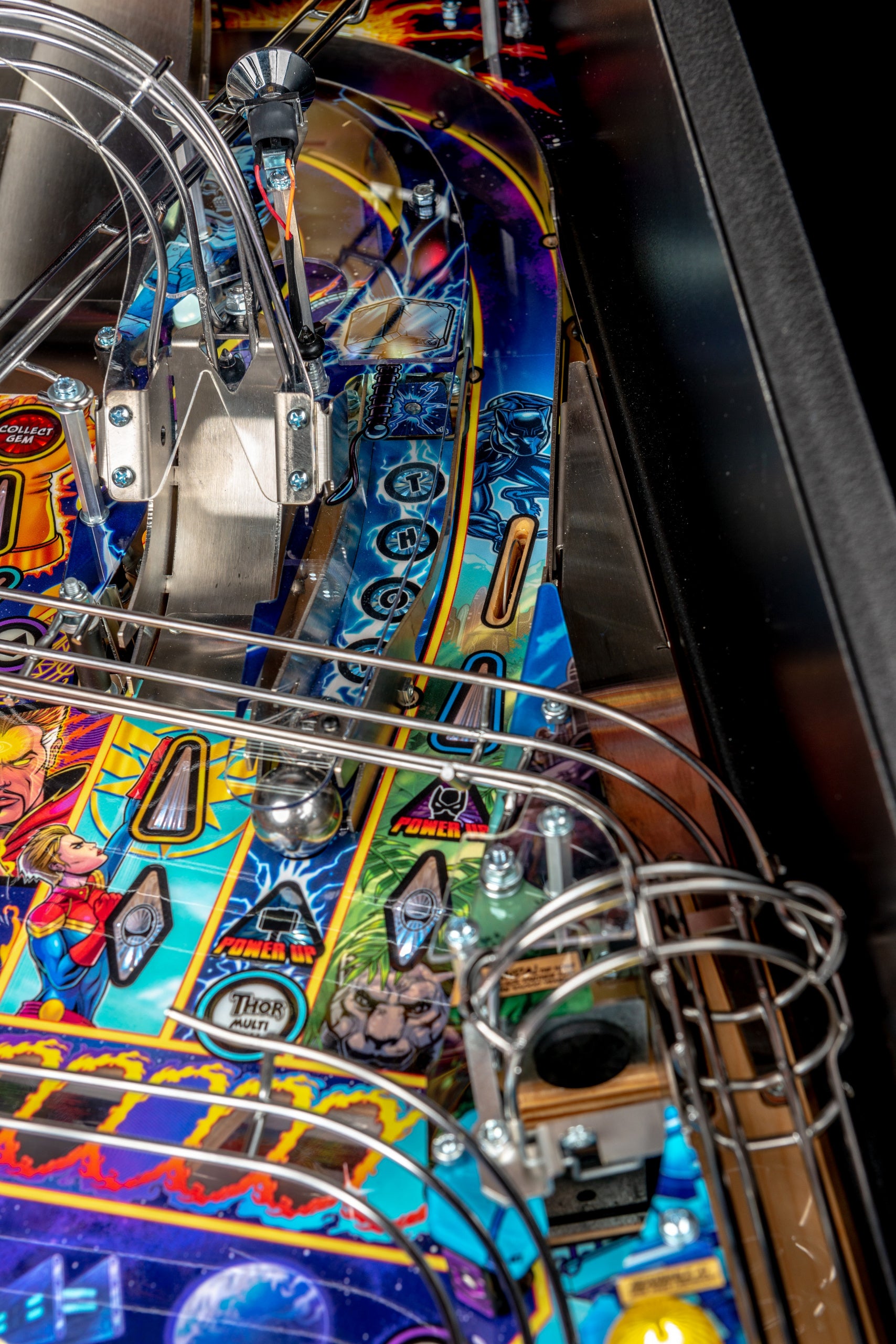 Avengers Infinity Quest Premium